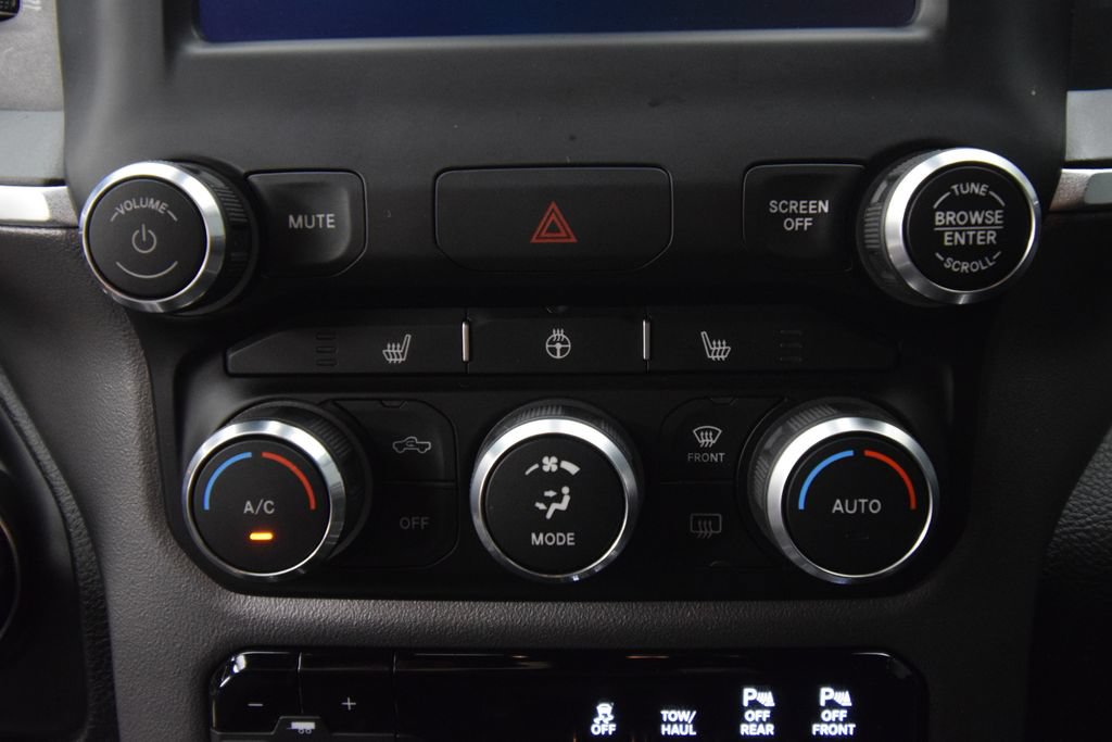 Used 2019 RAM 1500 Big Horn AWD/4WD image 29