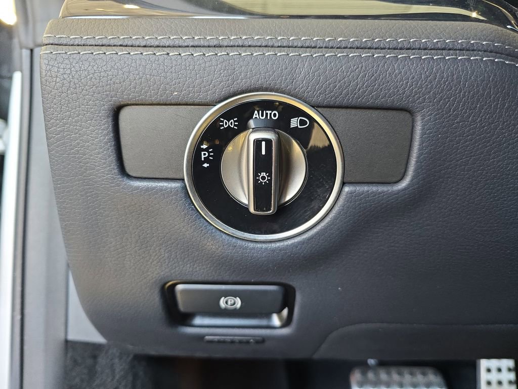 Used 2019 Mercedes-Benz SL 450 image 25