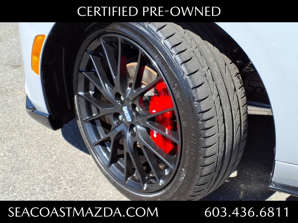Certified 2025 MAZDA MX-5 Miata Club w/ Brembo/BBS Recaro Package RWD image 4
