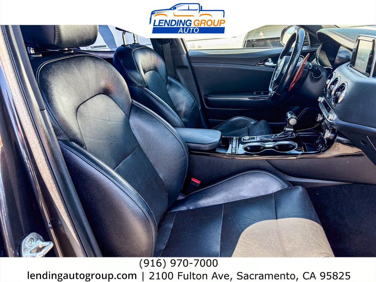 Used 2020 Kia Stinger GT-Line RWD image 15
