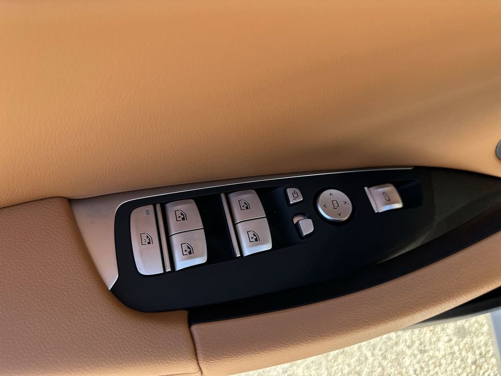 New 2025 BMW X4 xDrive30i w/ Premium Package image 15