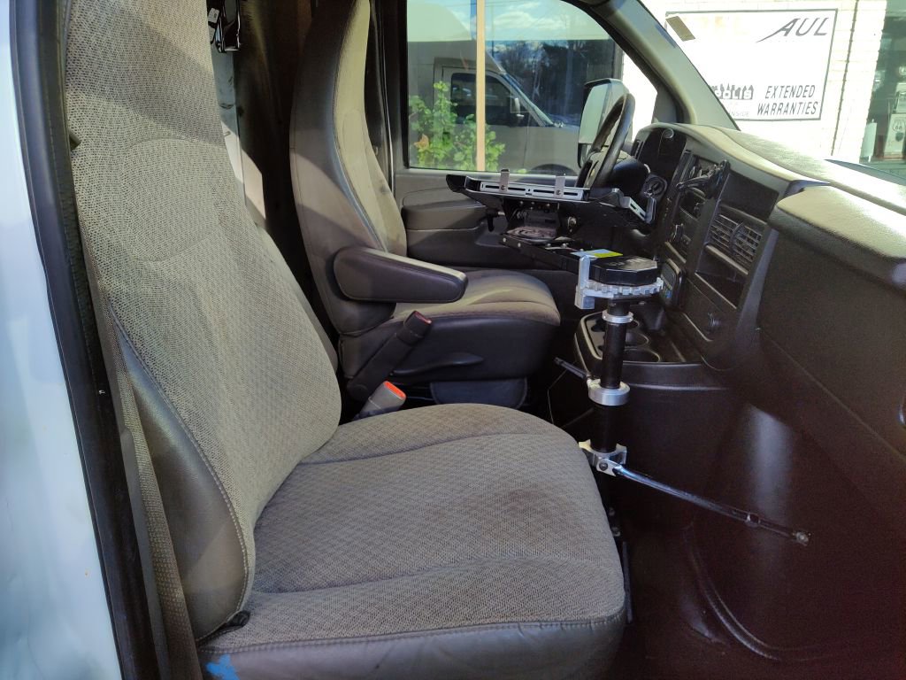 Used 2012 Chevrolet Express 3500 image 20