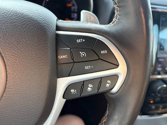 Used 2019 Jeep Grand Cherokee Summit w/ Skid Plate Group AWD/4WD image 12
