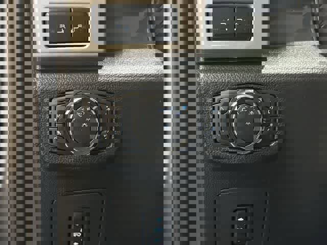 Used 2015 Ford F150 Lariat w/ Equipment Group 502A Luxury image 19