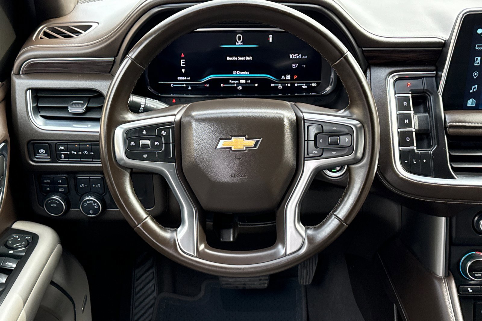 Used 2024 Chevrolet Suburban LT image 18