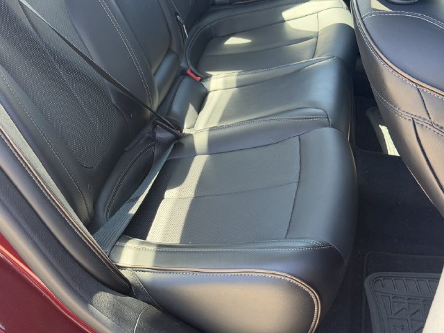 Used 2016 Chrysler 200 C w/ Premium Group FWD image 23