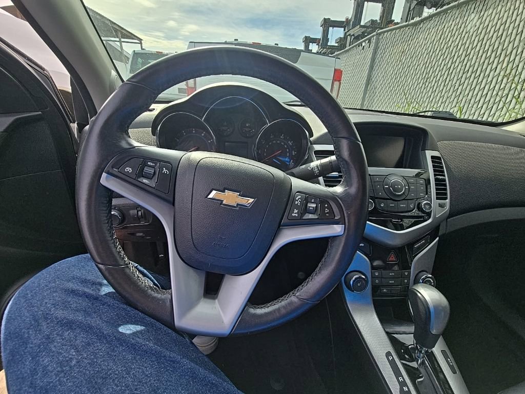 Used 2015 Chevrolet Cruze LTZ image 11