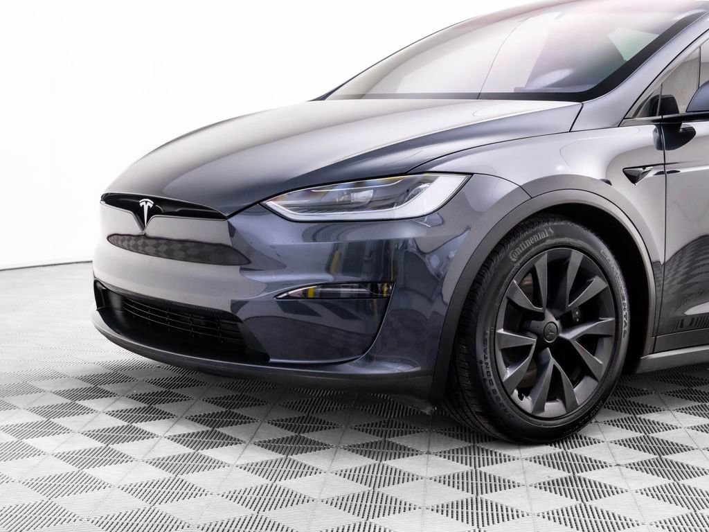 Used 2024 Tesla Model X image 34