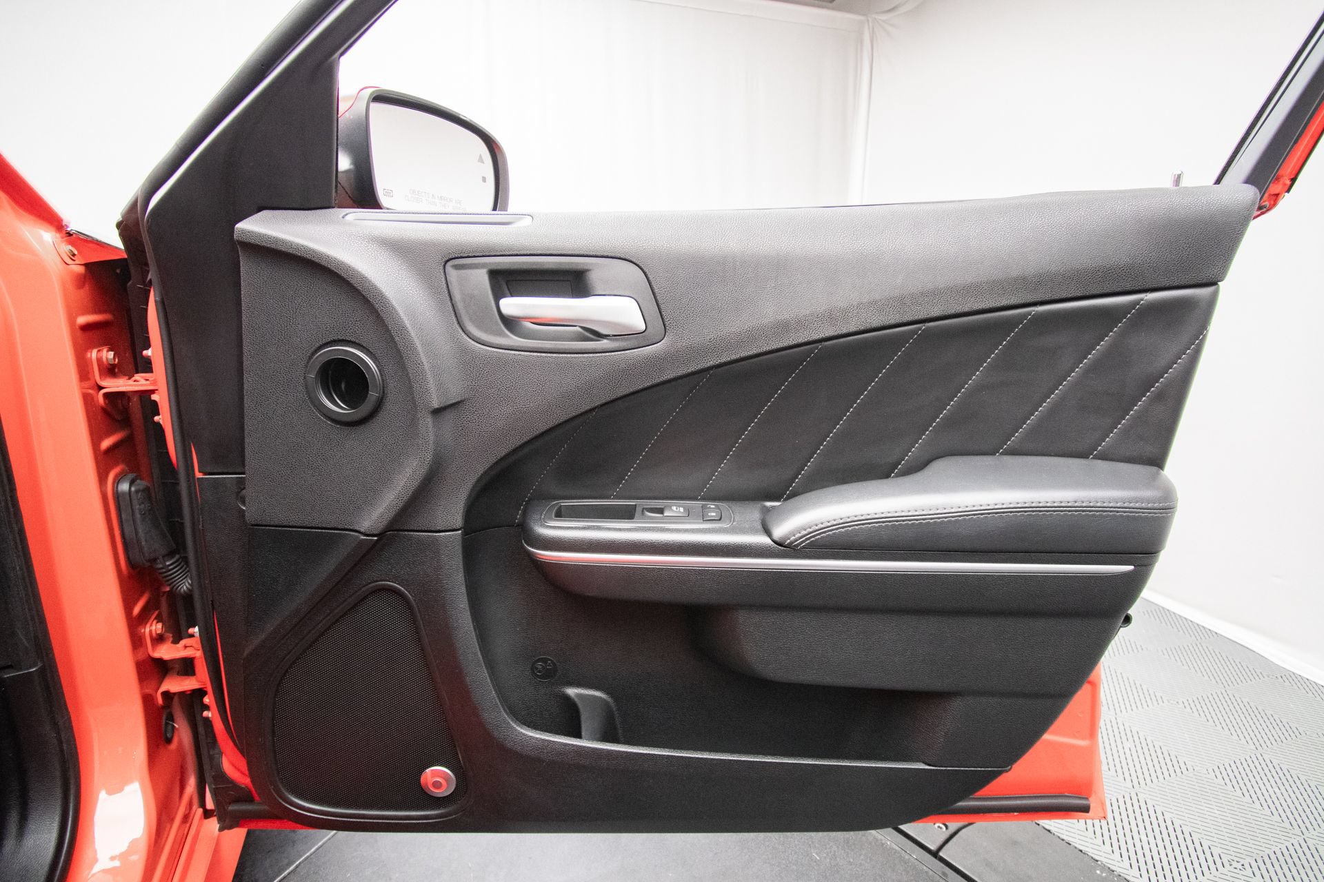 Used 2017 Dodge Charger R/T Scat Pack w/ Beats Audio Group RWD image 46
