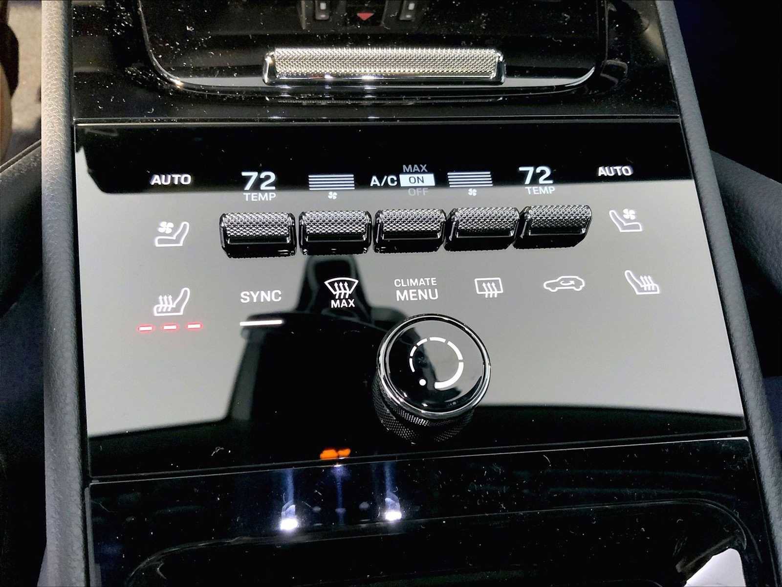 New 2026 Porsche Cayenne image 25