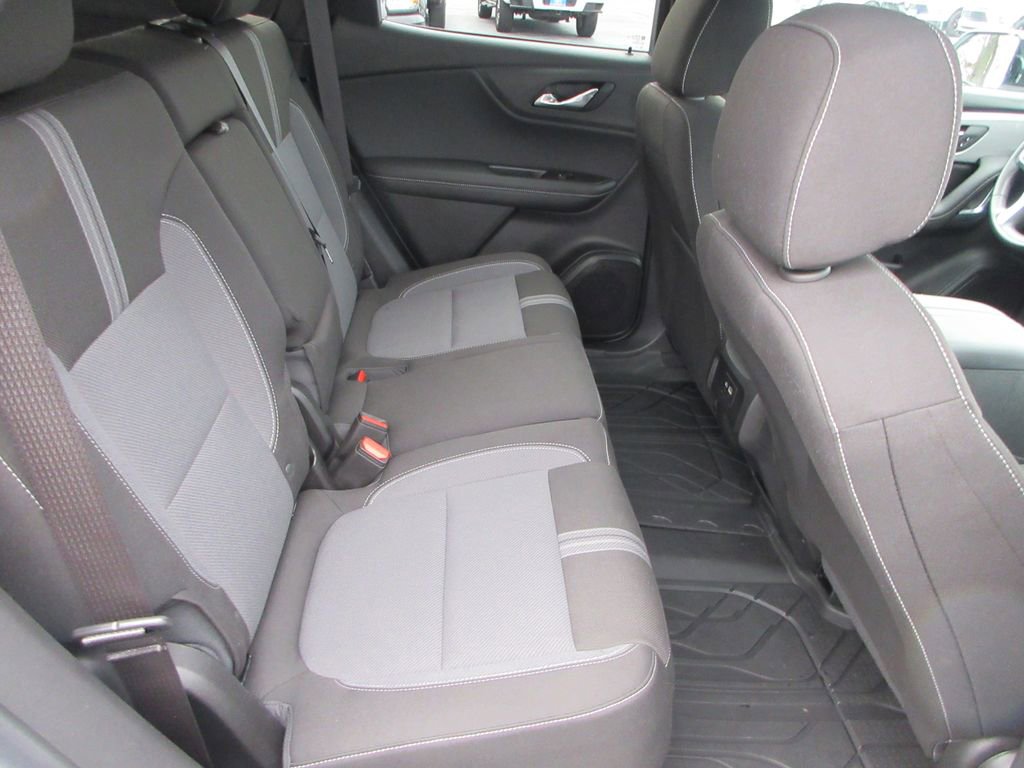 Used 2024 Chevrolet Blazer LT w/ Redline Edition image 17