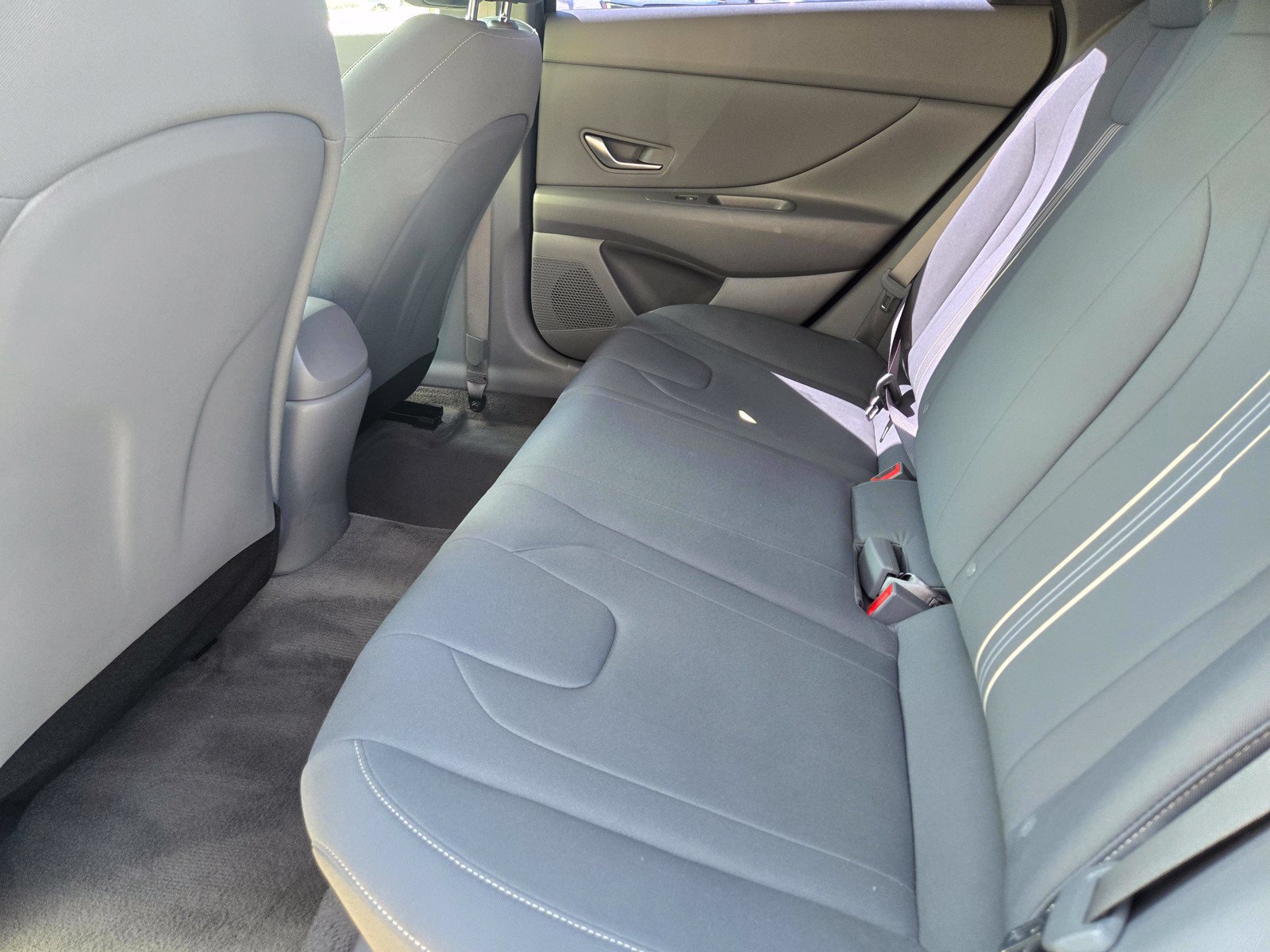 Used 2023 Hyundai Elantra SEL w/ Convenience Package FWD image 15