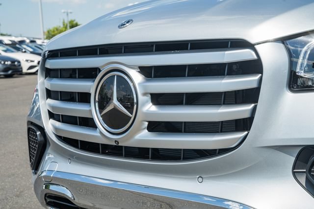 New 2026 Mercedes-Benz GLS 450 4MATIC image 12