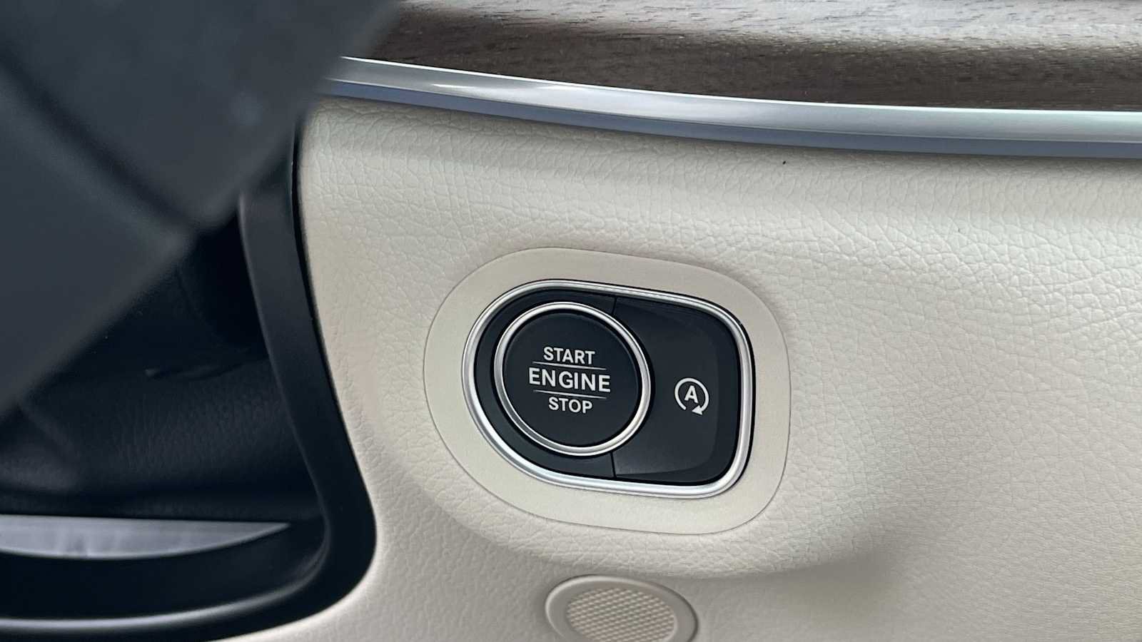 New 2026 Mercedes-Benz GLS 450 4MATIC image 57