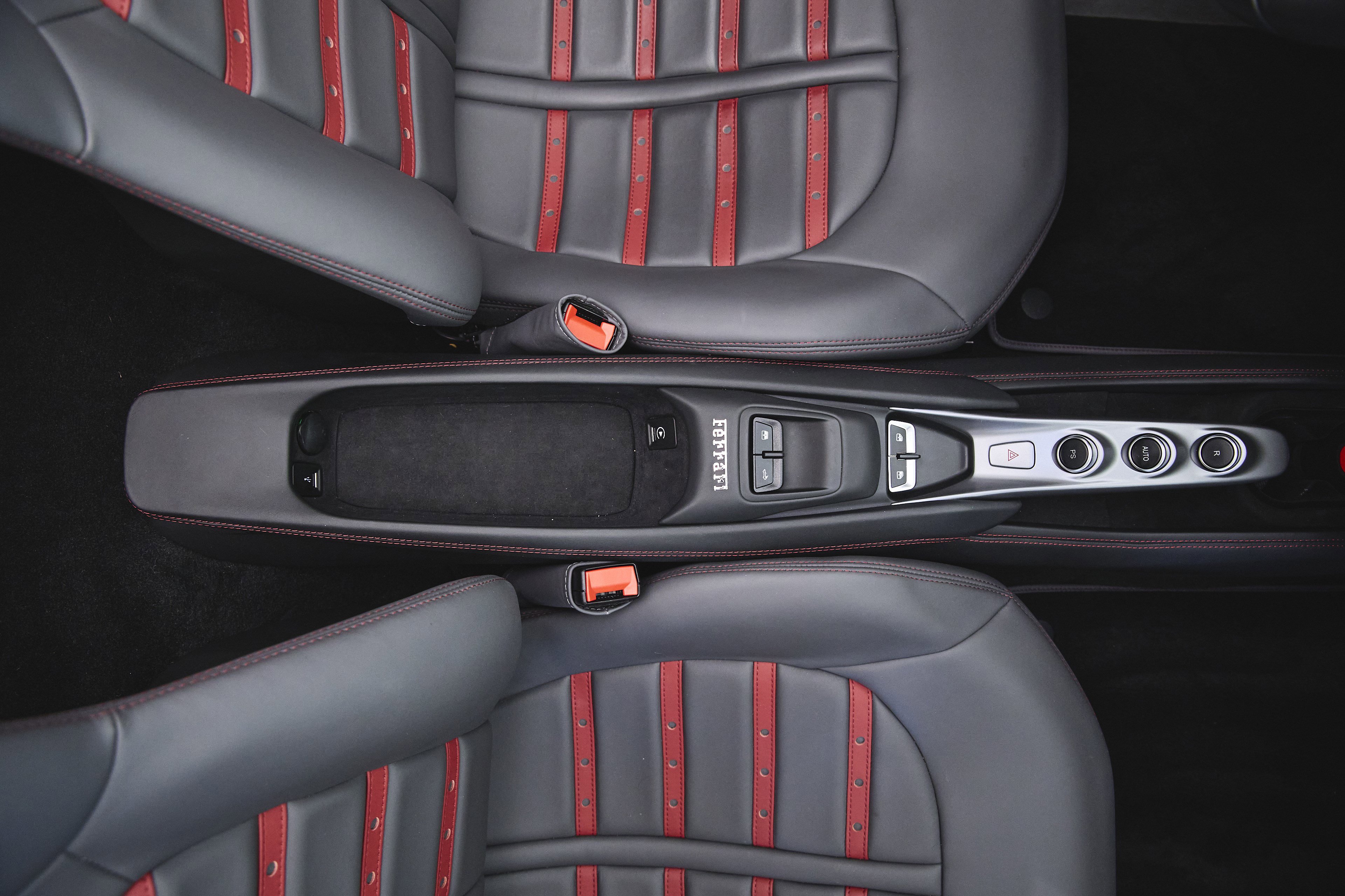 Used 2023 Ferrari F8 Tributo image 41