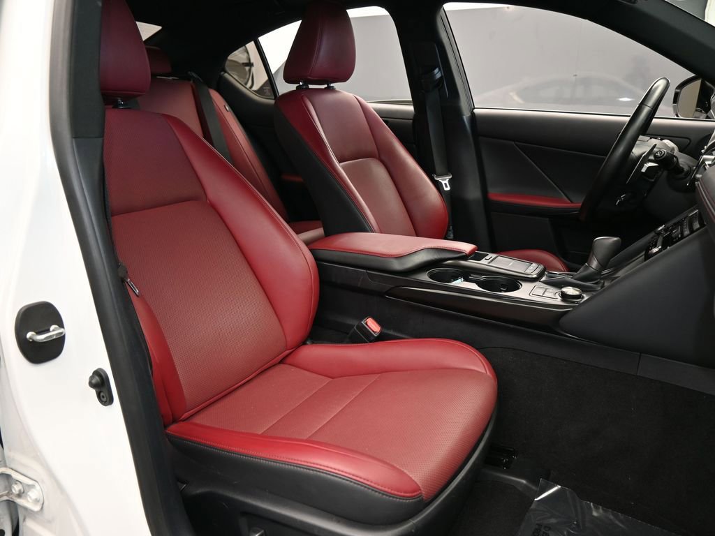 Used 2024 Lexus IS 300 w/ Comfort Package RWD image 44