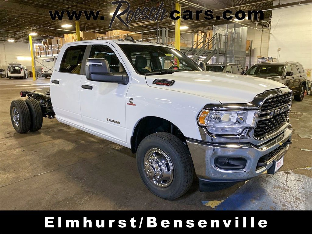 New 2024 RAM 3500 SLT w/ Quick Order Package 2YG SLT