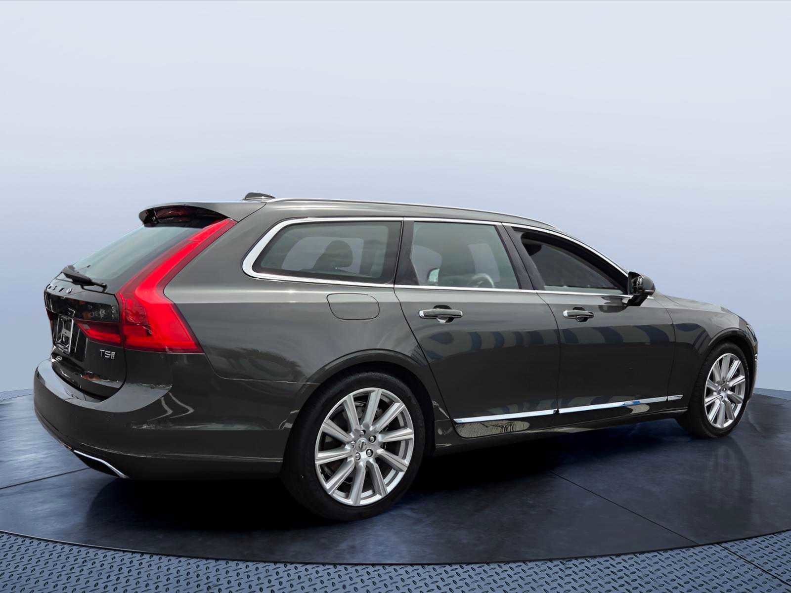 Used 2018 Volvo V90 T5 Inscription image 5