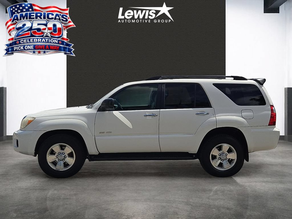 Used 2006 Toyota 4Runner SR5 AWD/4WD image 2