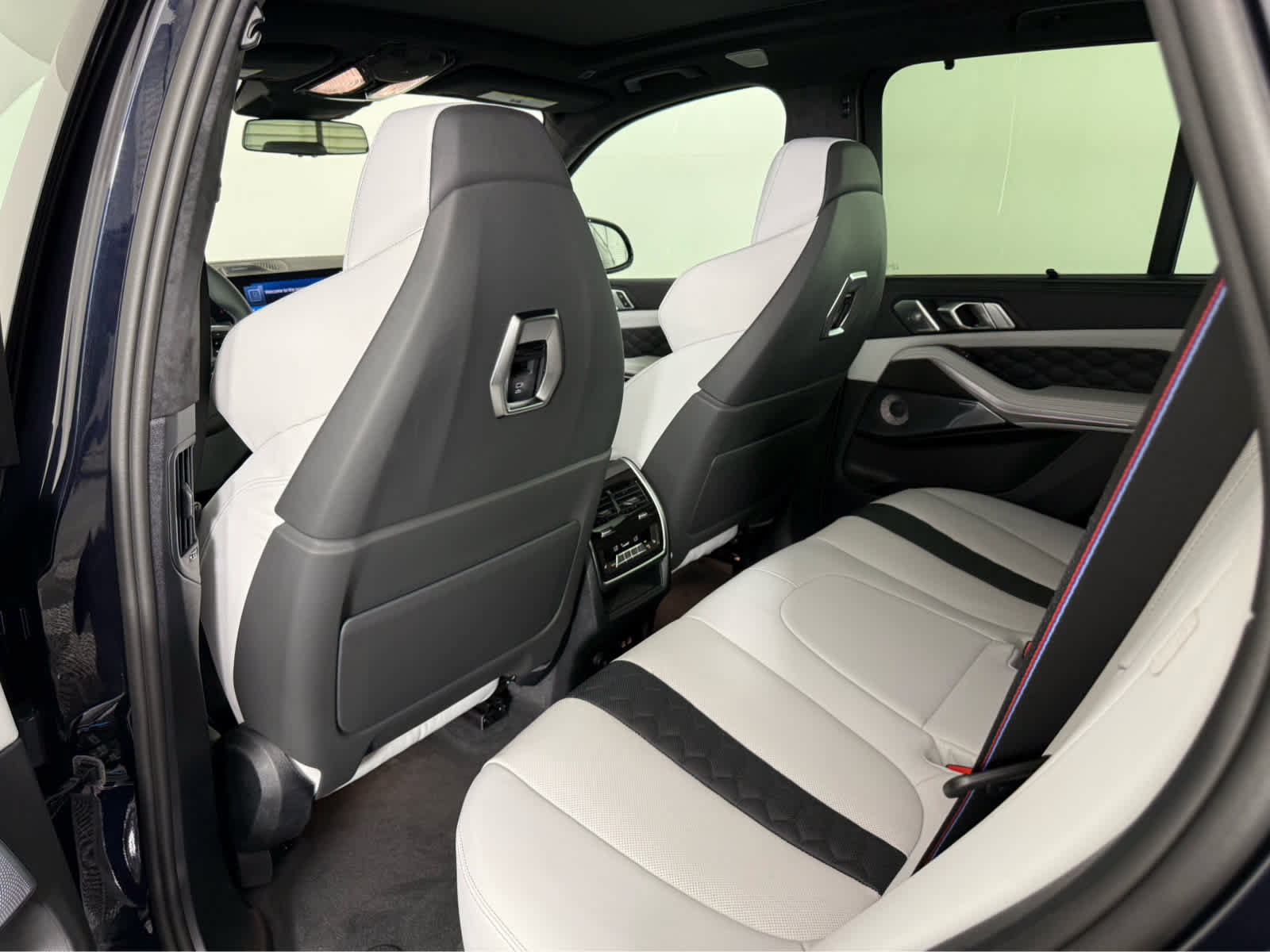 New 2026 BMW X5 M Competition w/ Executive Package AWD/4WD image 14
