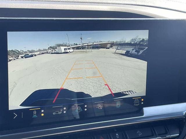 Used 2024 Chevrolet Silverado 3500 LT w/ Safety Package image 19