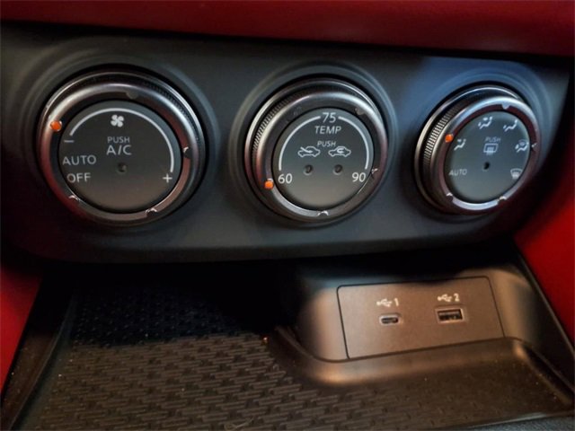 Used 2024 Nissan Z Performance w/ Floor Mat Package image 10