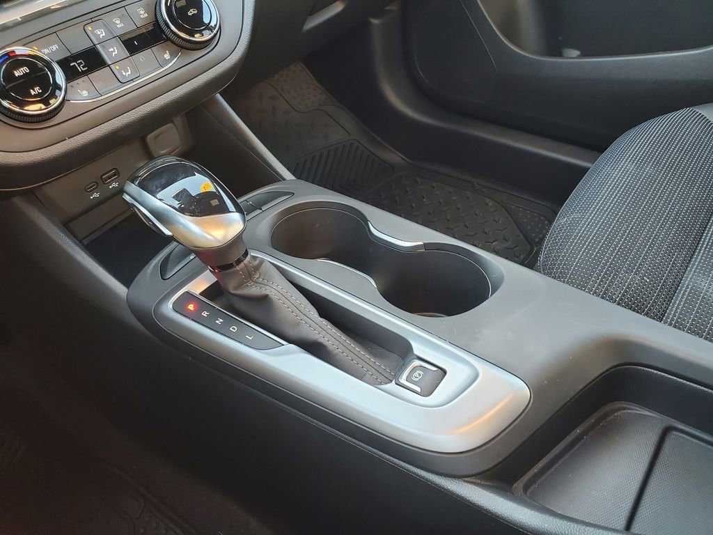 Used 2024 Buick Envista Preferred w/ Convenience I Package image 28