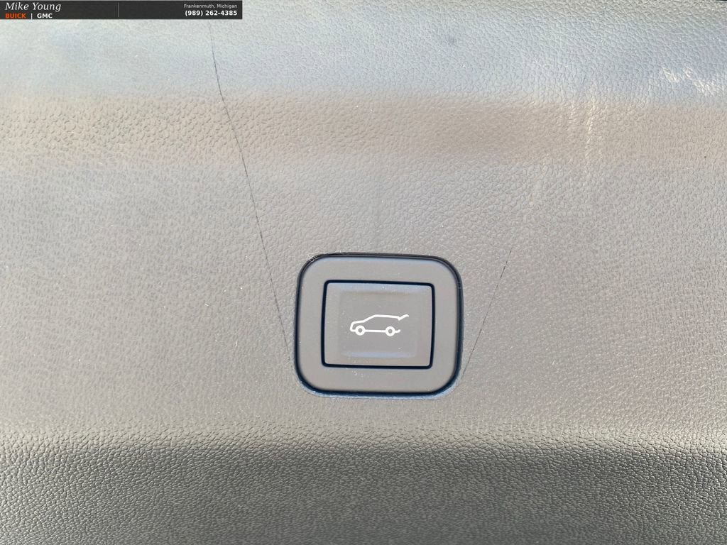 New 2026 GMC Yukon AT4 Ultimate w/ LPO, Floor Liner Package AWD/4WD image 6