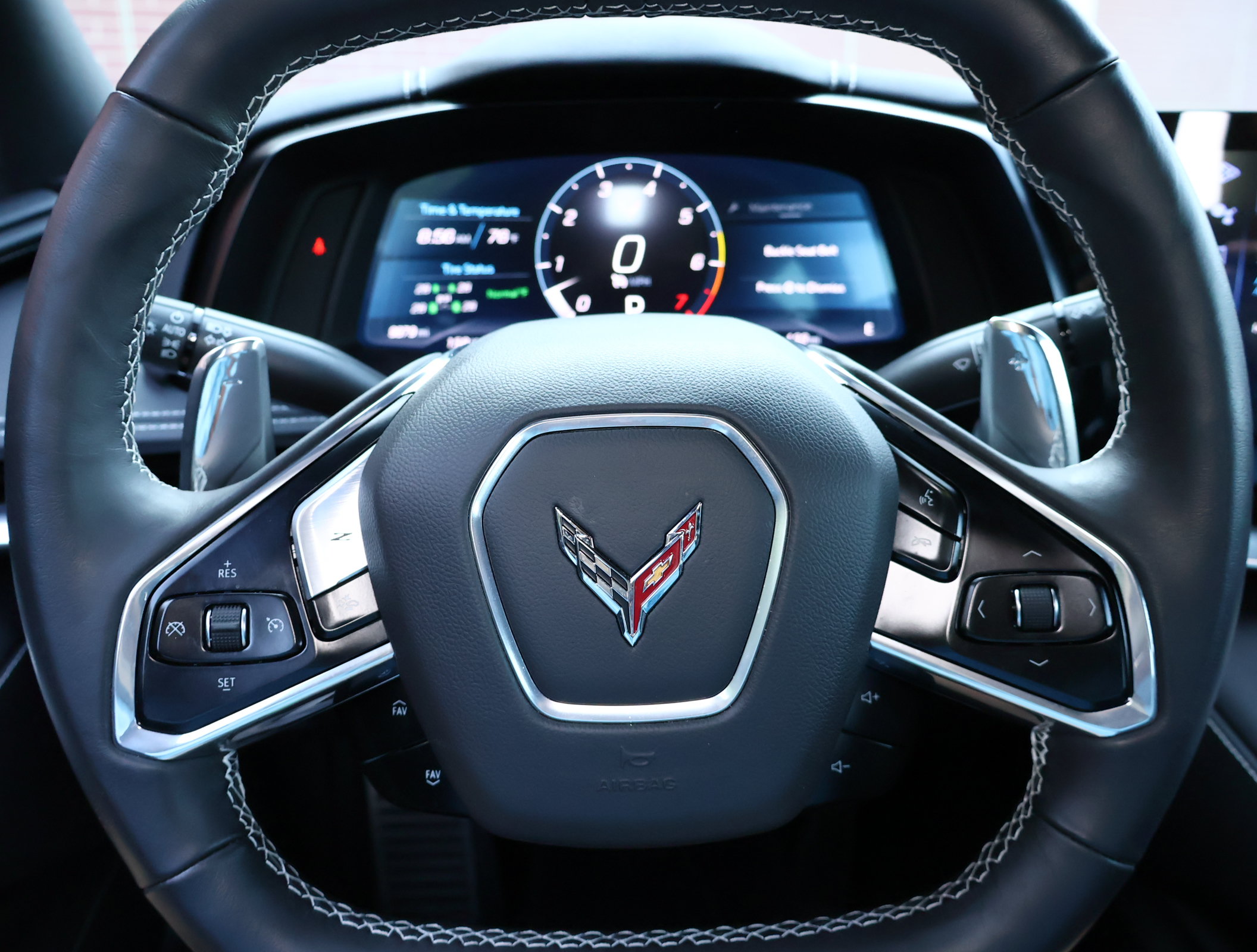 Used 2024 Chevrolet Corvette Stingray Coupe w/ Z51 Performance Package RWD image 14