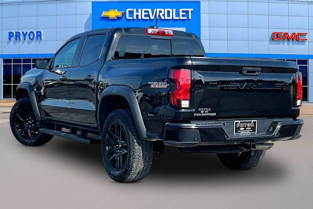 Used 2024 Chevrolet Colorado Trail Boss w/ Technology Package AWD/4WD image 4