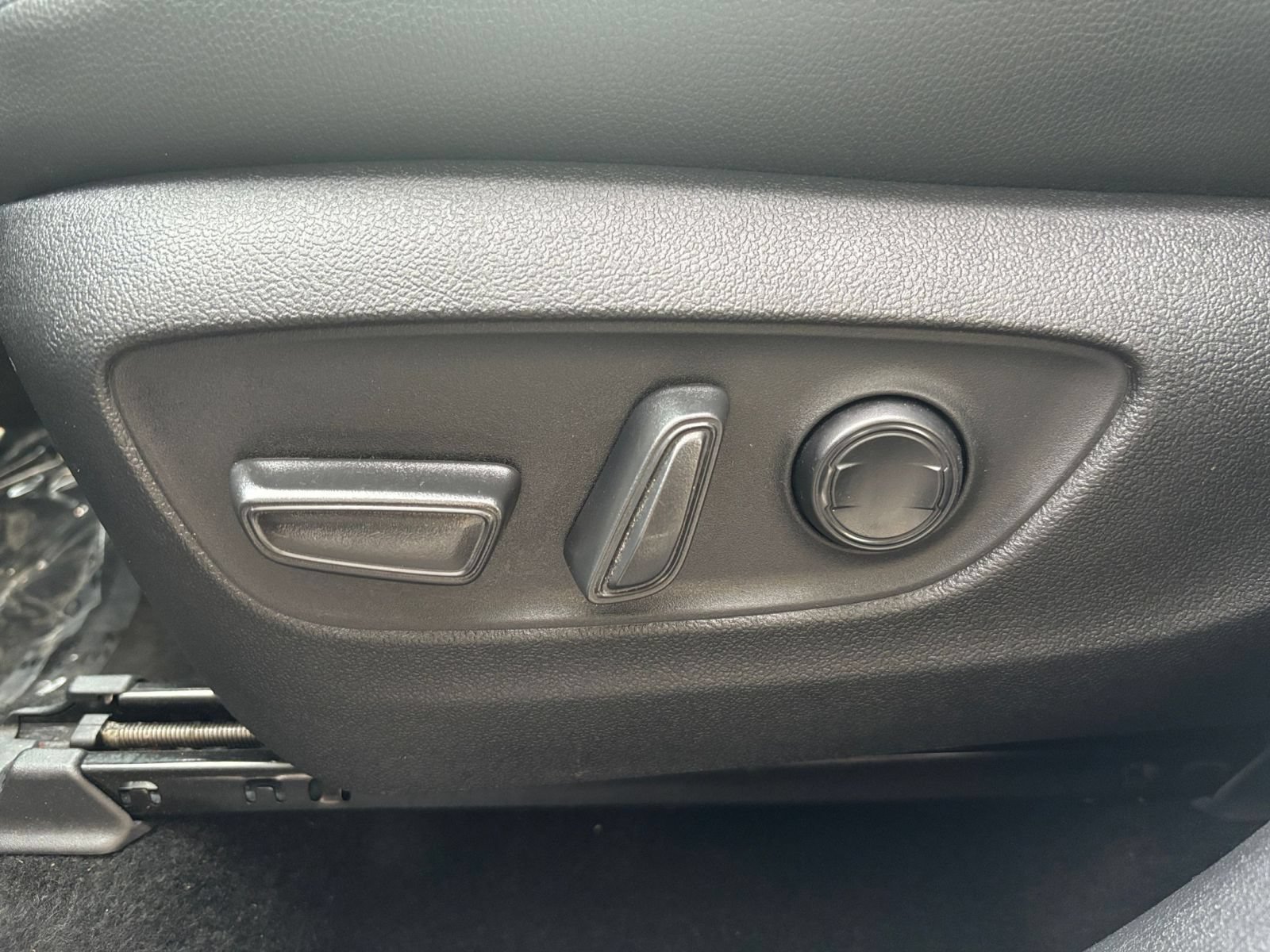 Used 2025 Toyota Grand Highlander FWD image 22