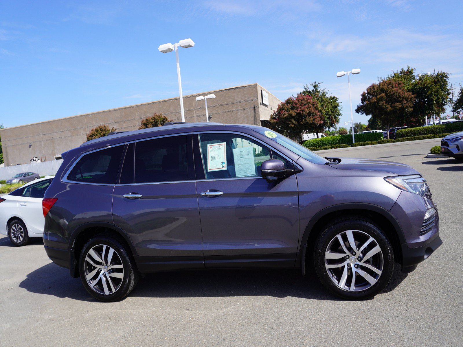 Used 2018 Honda Pilot Touring image 4