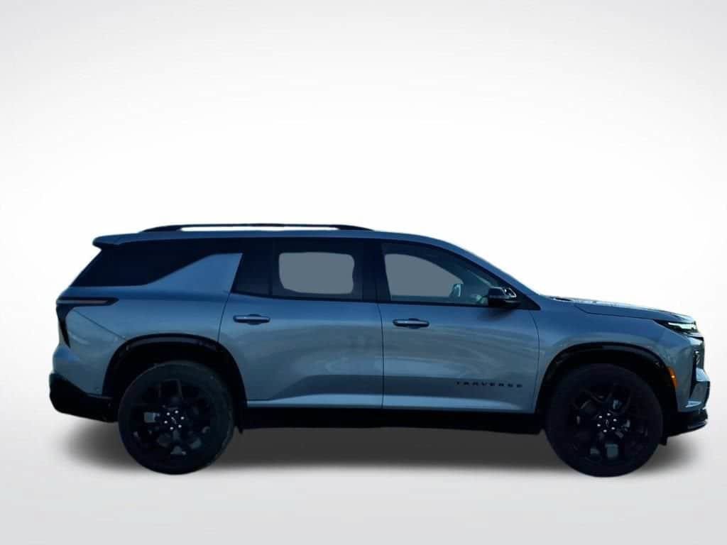 New 2026 Chevrolet Traverse RS FWD image 2