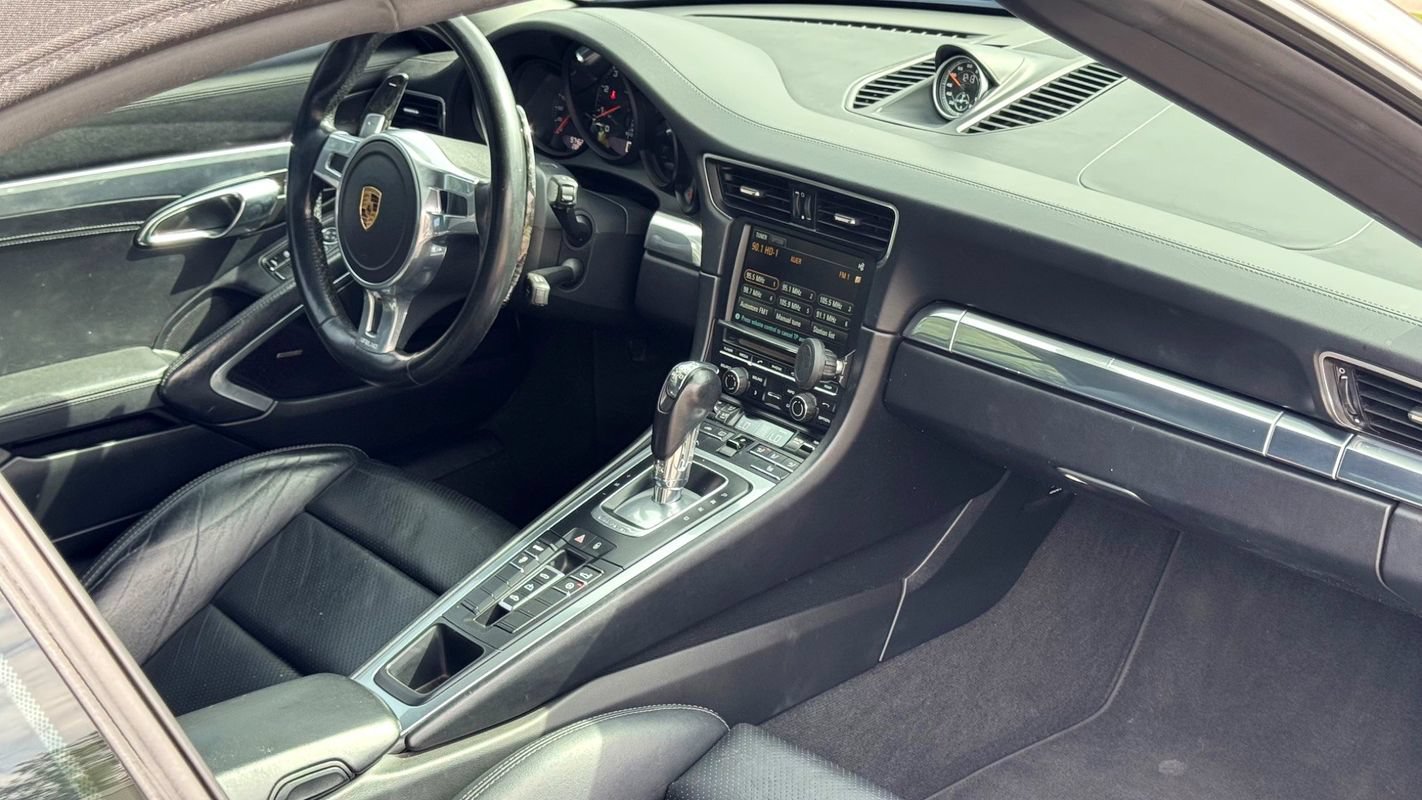 Used 2016 Porsche 911 Carrera RWD image 34