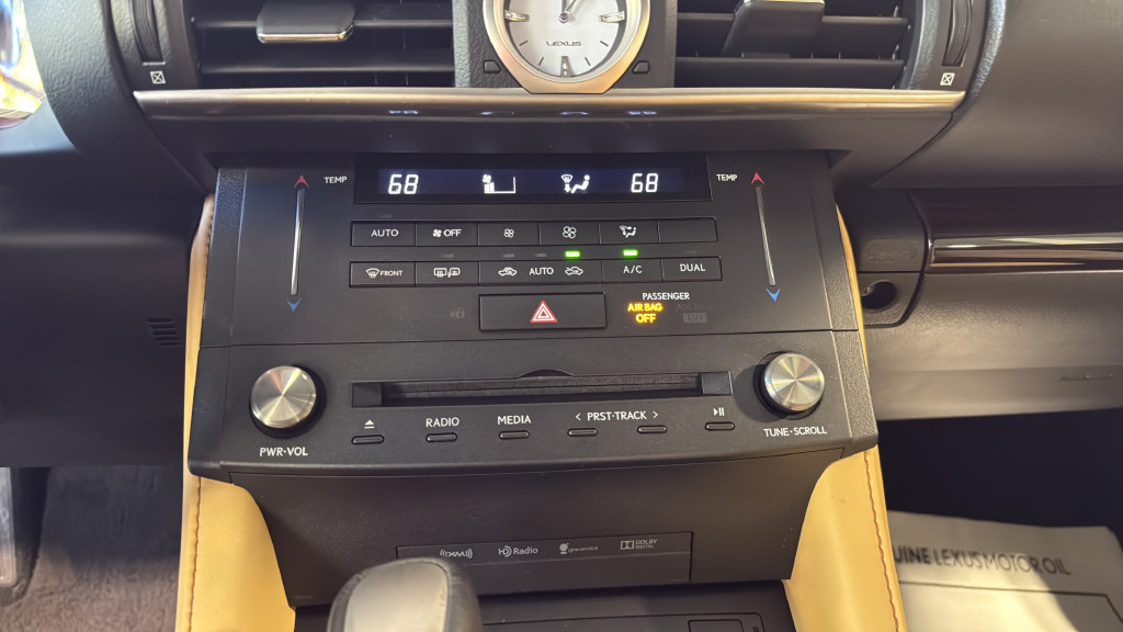 Used 2015 Lexus RC 350 w/ Navigation System Package RWD image 25