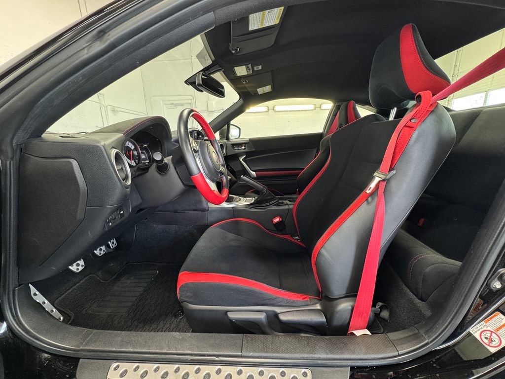 Used 2019 Toyota 86 TRD SE RWD image 12