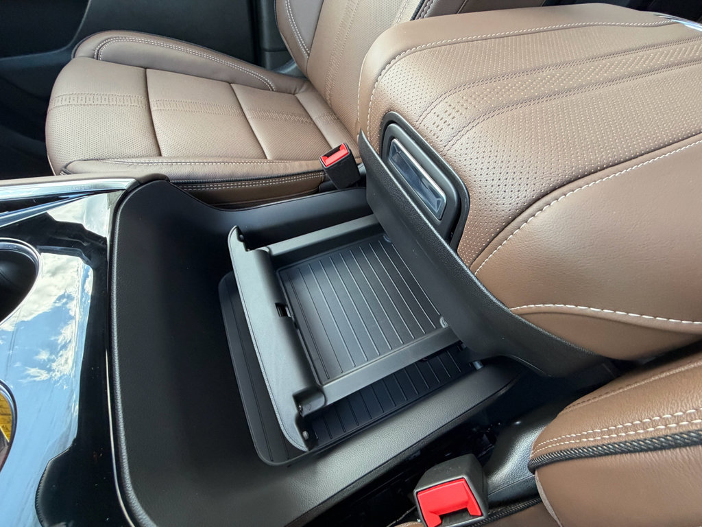 New 2026 Chevrolet Suburban High Country image 15