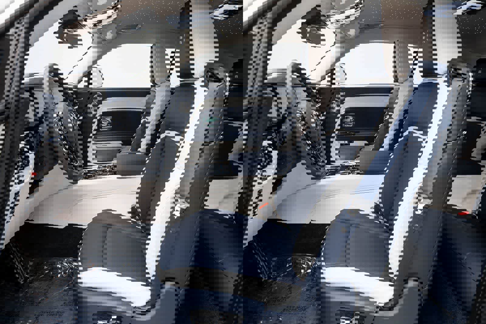 New 2026 Rolls-Royce Spectre image 50