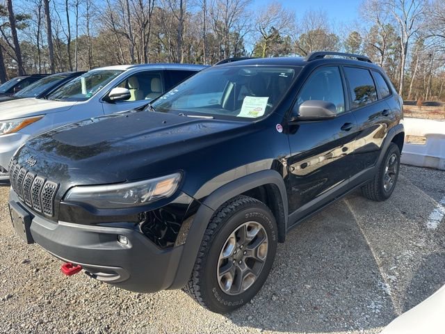 Used 2019 Jeep Cherokee Trailhawk image 4