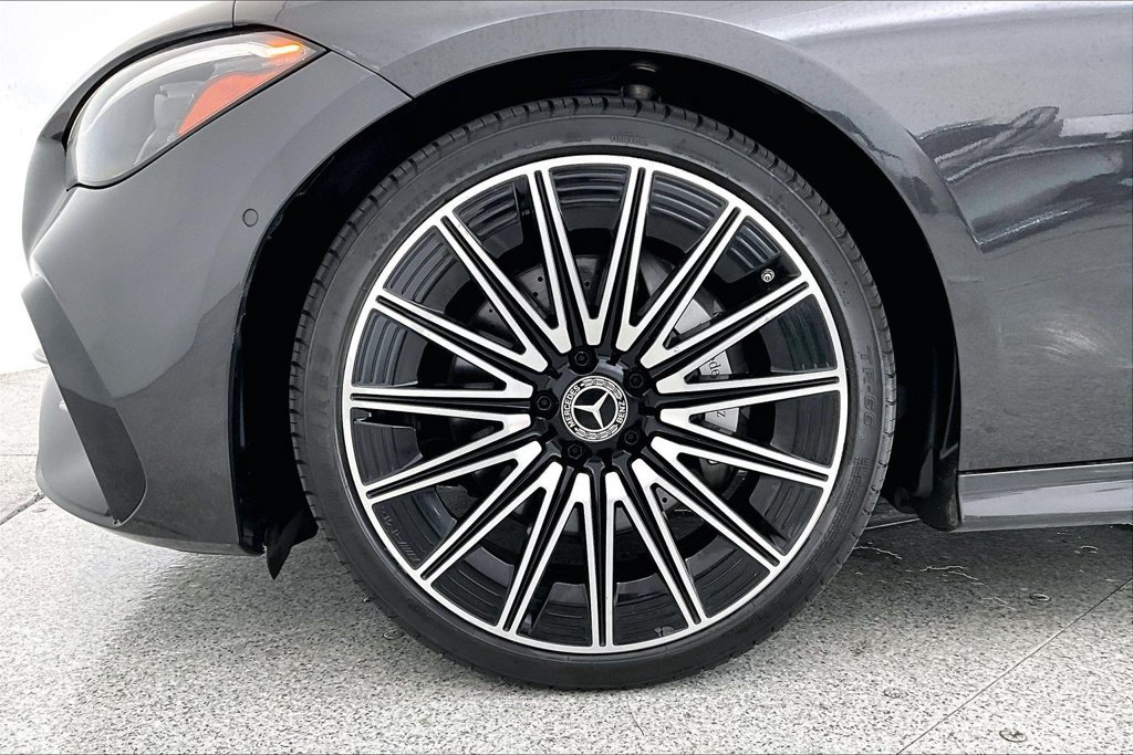 Used 2025 Mercedes-Benz CLE 300 4MATIC Coupe image 11