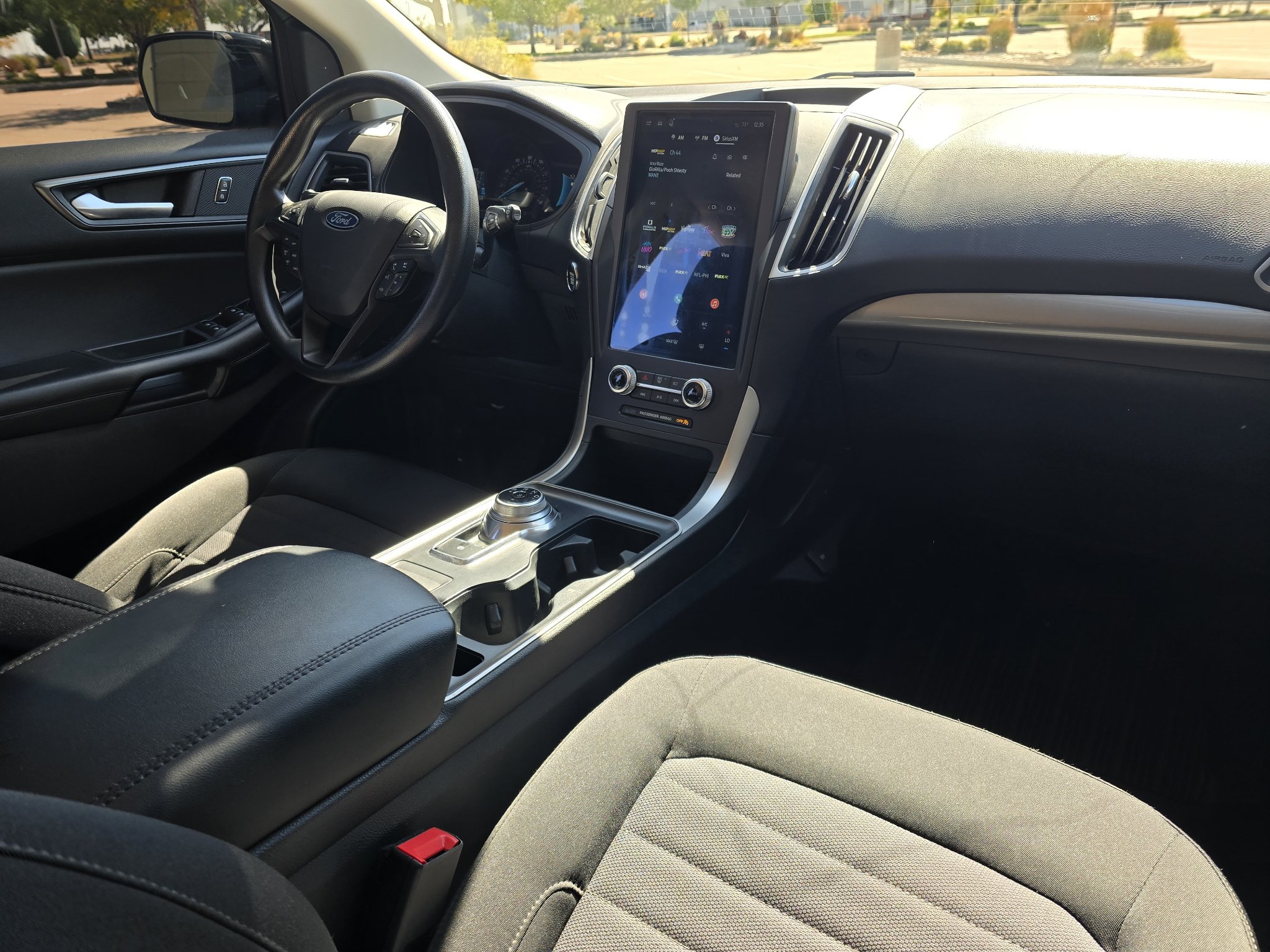 Used 2024 Ford Edge SE w/ Black Appearance Package AWD/4WD image 27