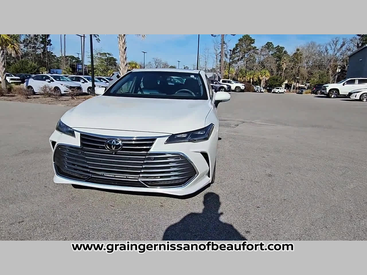 Used 2020 Toyota Avalon Limited image 20