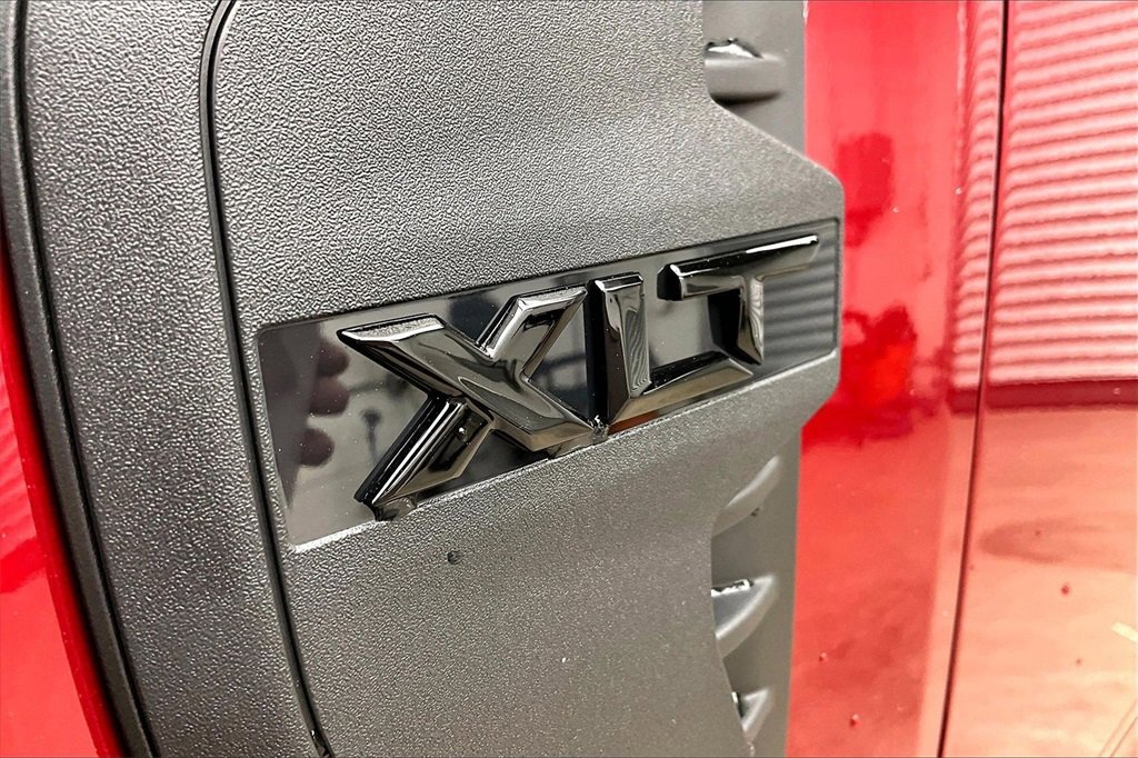 New 2025 Ford Ranger XLT w/ Equipment Group 301A High image 10