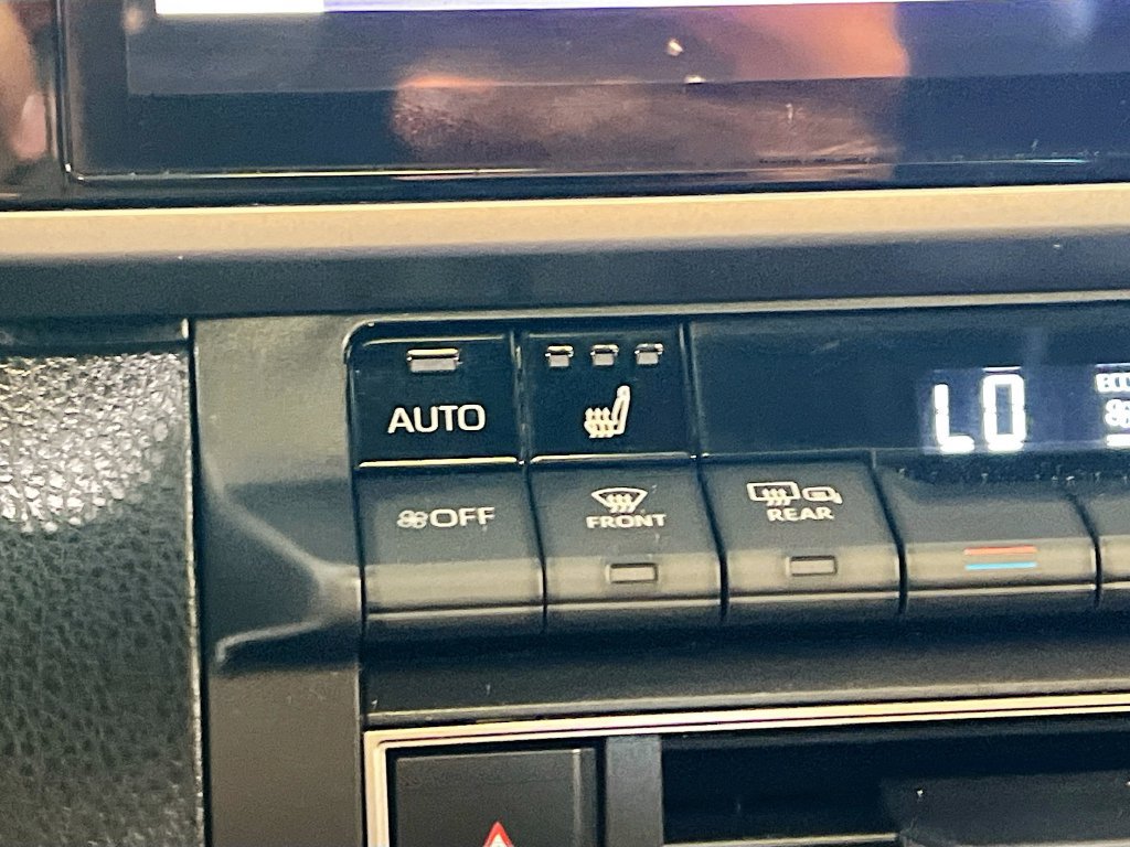 Used 2025 Toyota Camry XSE FWD image 19