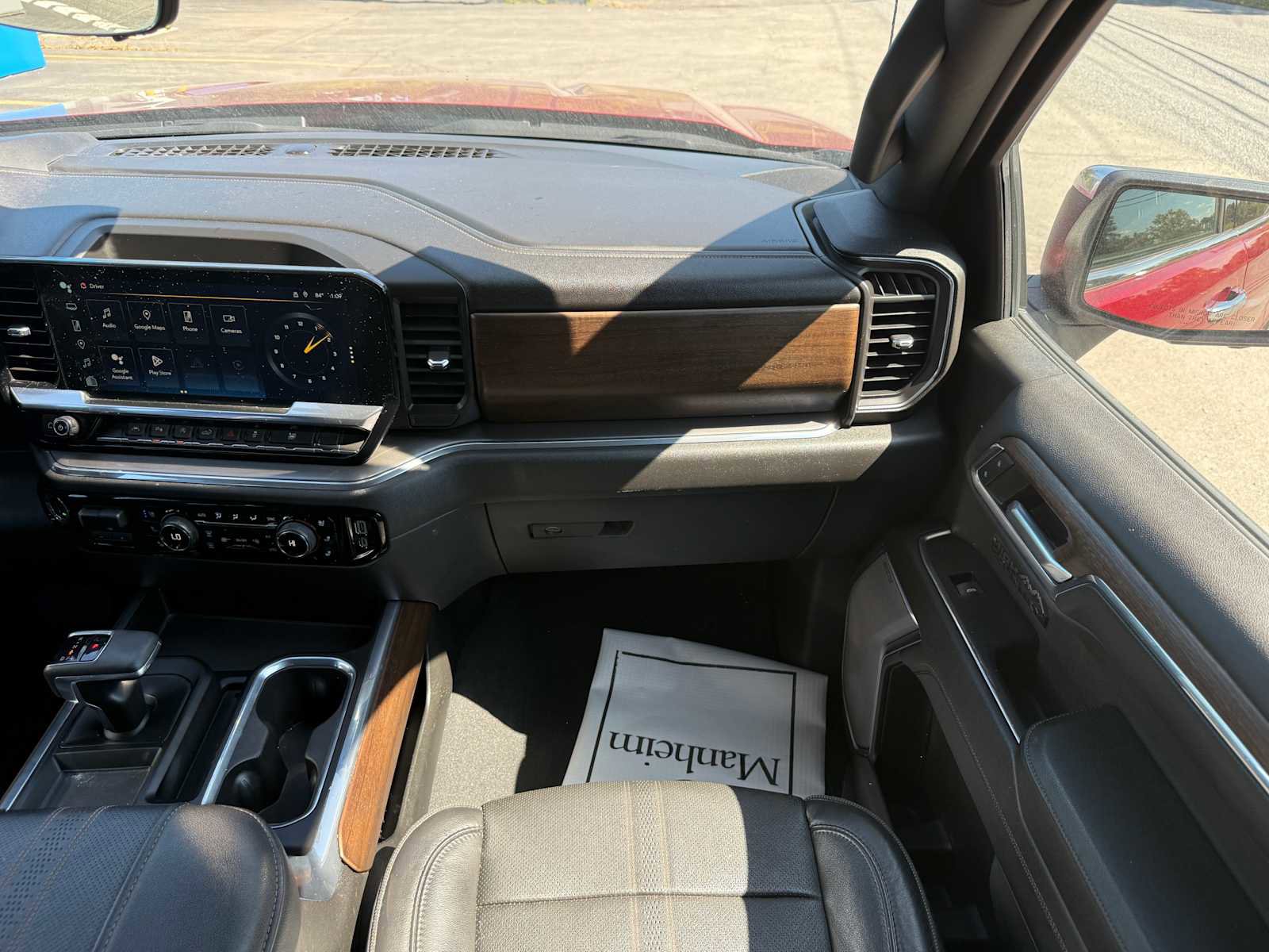 Used 2023 Chevrolet Silverado 1500 High Country w/ Technology Package image 48