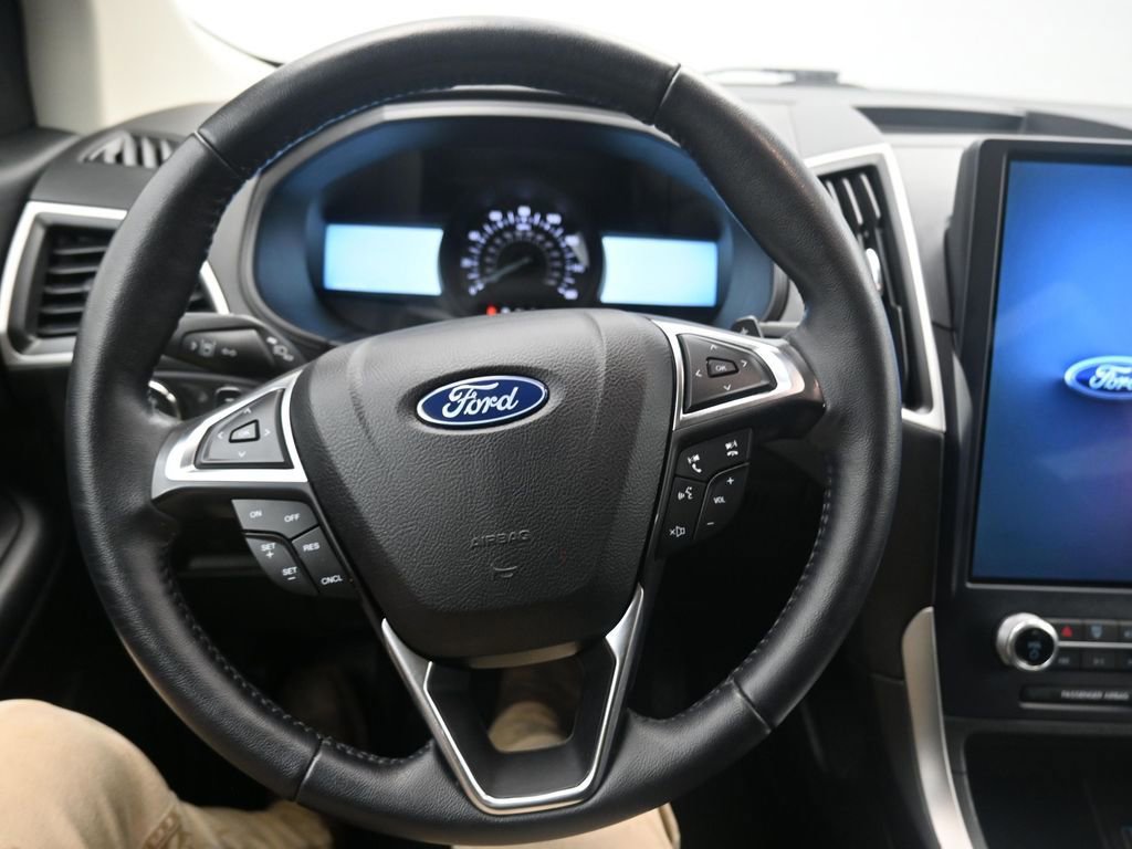 Used 2022 Ford Edge SEL w/ Convenience Package image 13