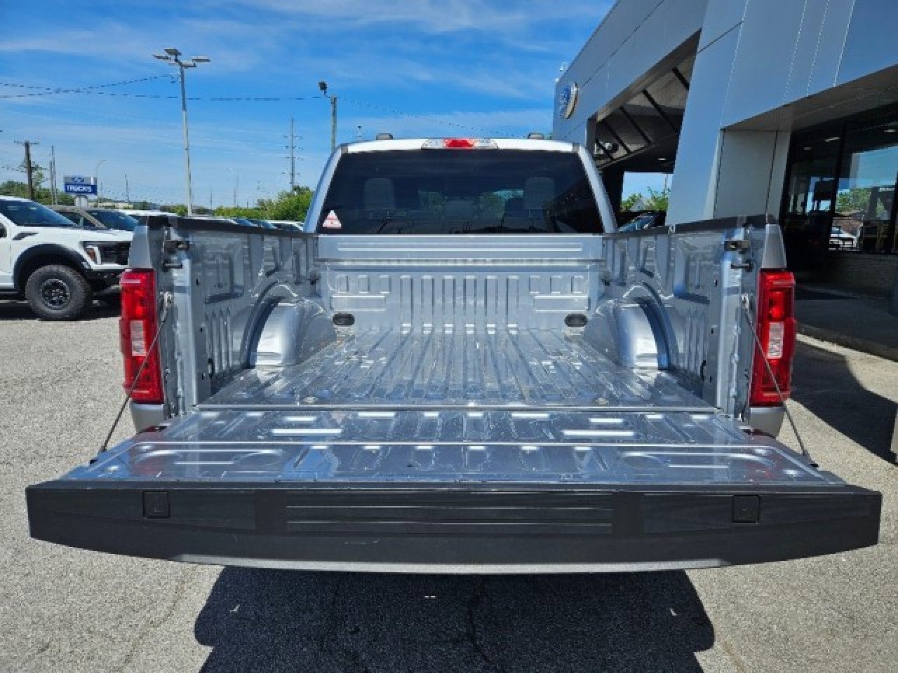 Used 2023 Ford F150 XLT image 10