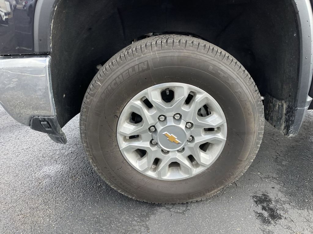 Used 2024 Chevrolet Silverado 2500 LTZ image 10