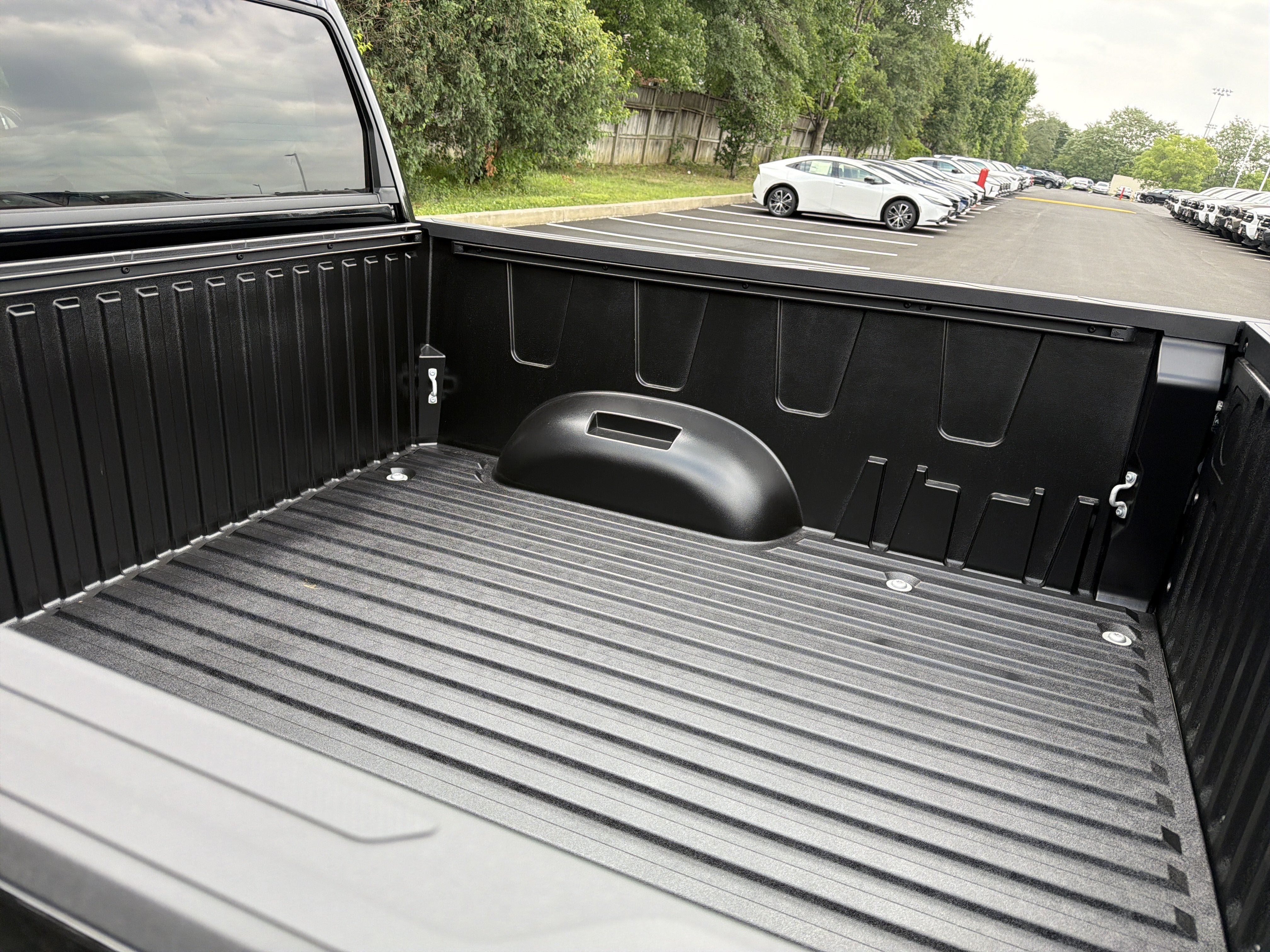 New 2026 Toyota Tundra Limited AWD/4WD image 8