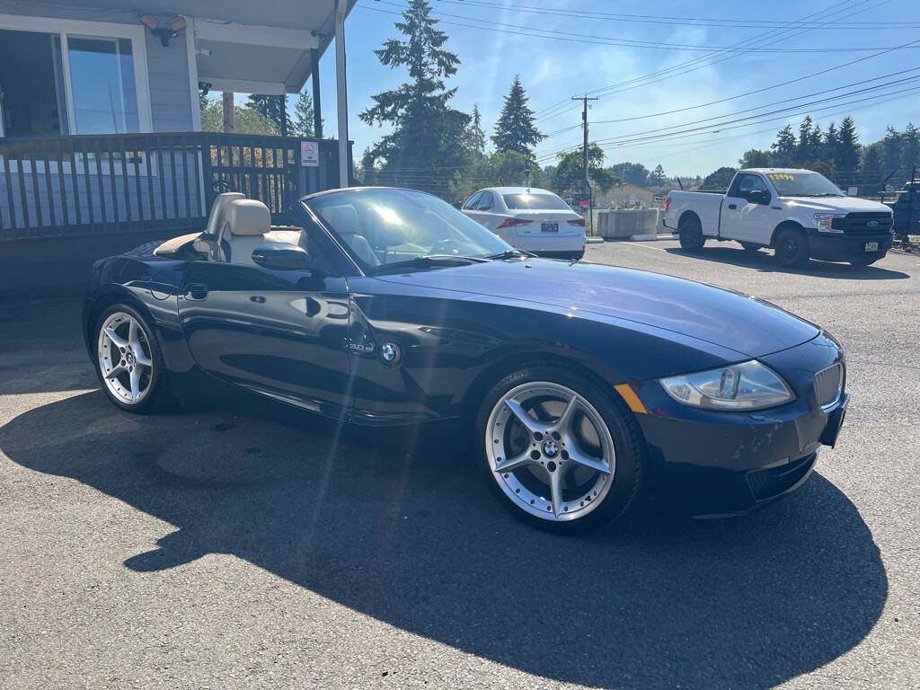 Used 2006 BMW Z4 3.0si RWD image 13